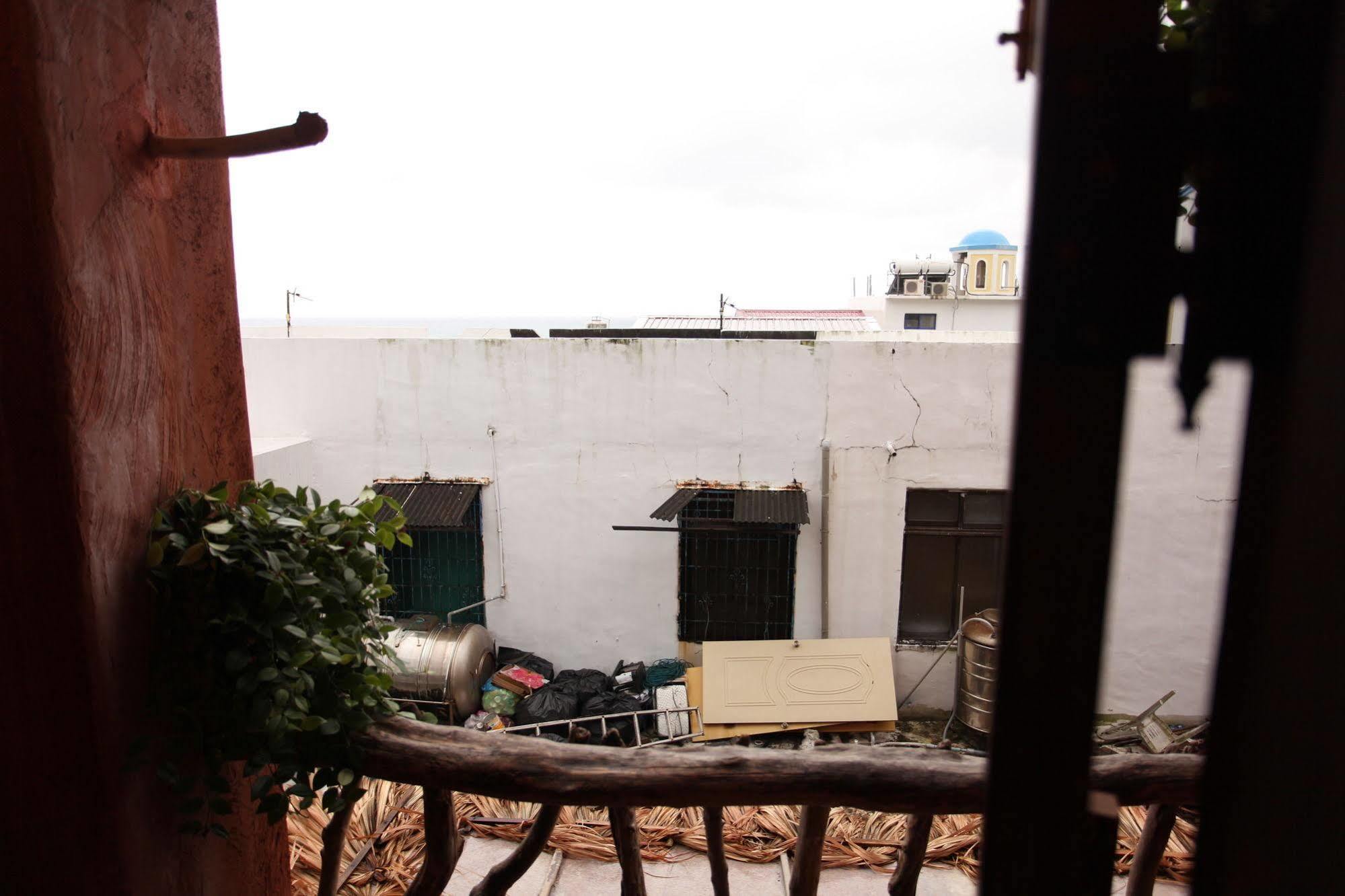 Manzhou Jialeshuel Surf House B&B المظهر الخارجي الصورة